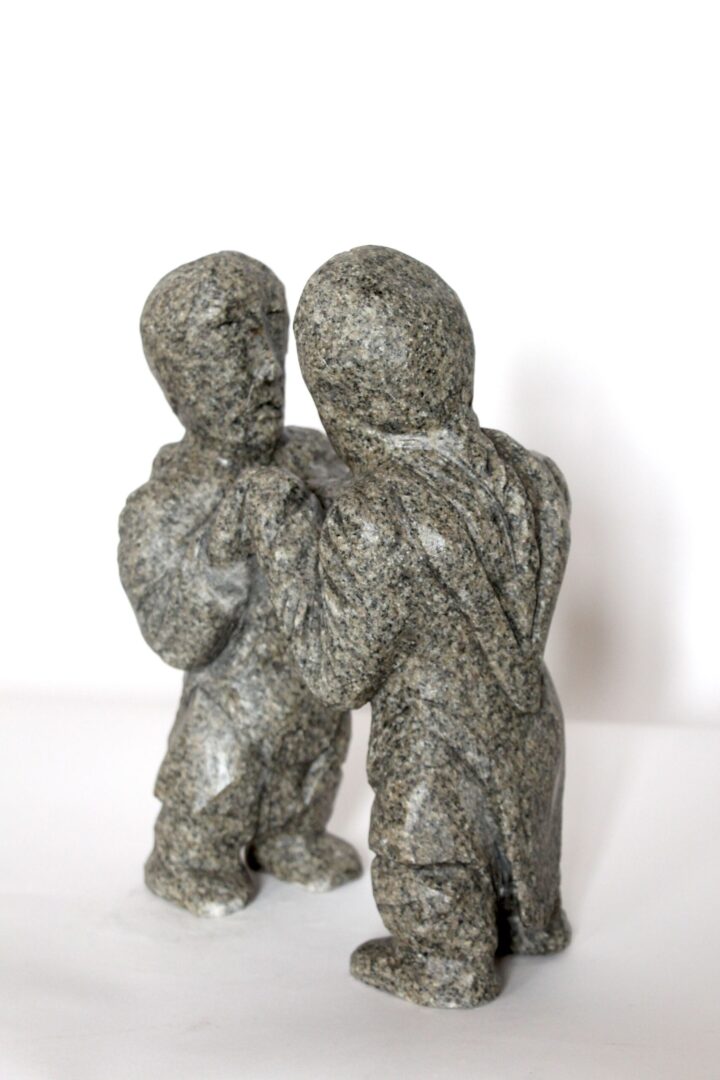 Throat Singers Inuit Art Sculpture in granit