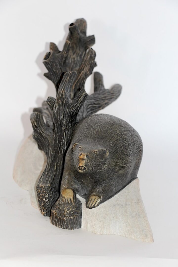 Beaver eric silver iroquois art sculpture soapstone