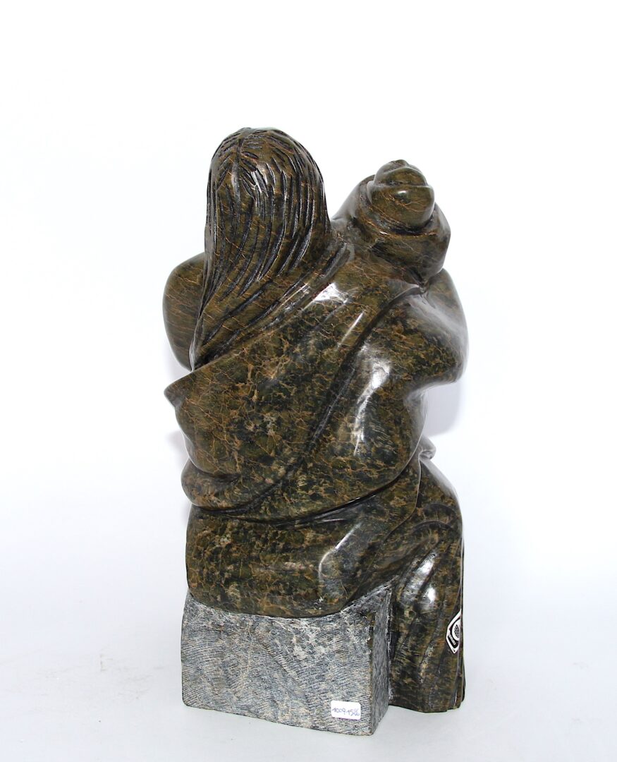mother and child Inuit Art Sculpture in Serpentine
